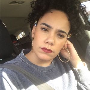 Meet your Posher, Marilyn